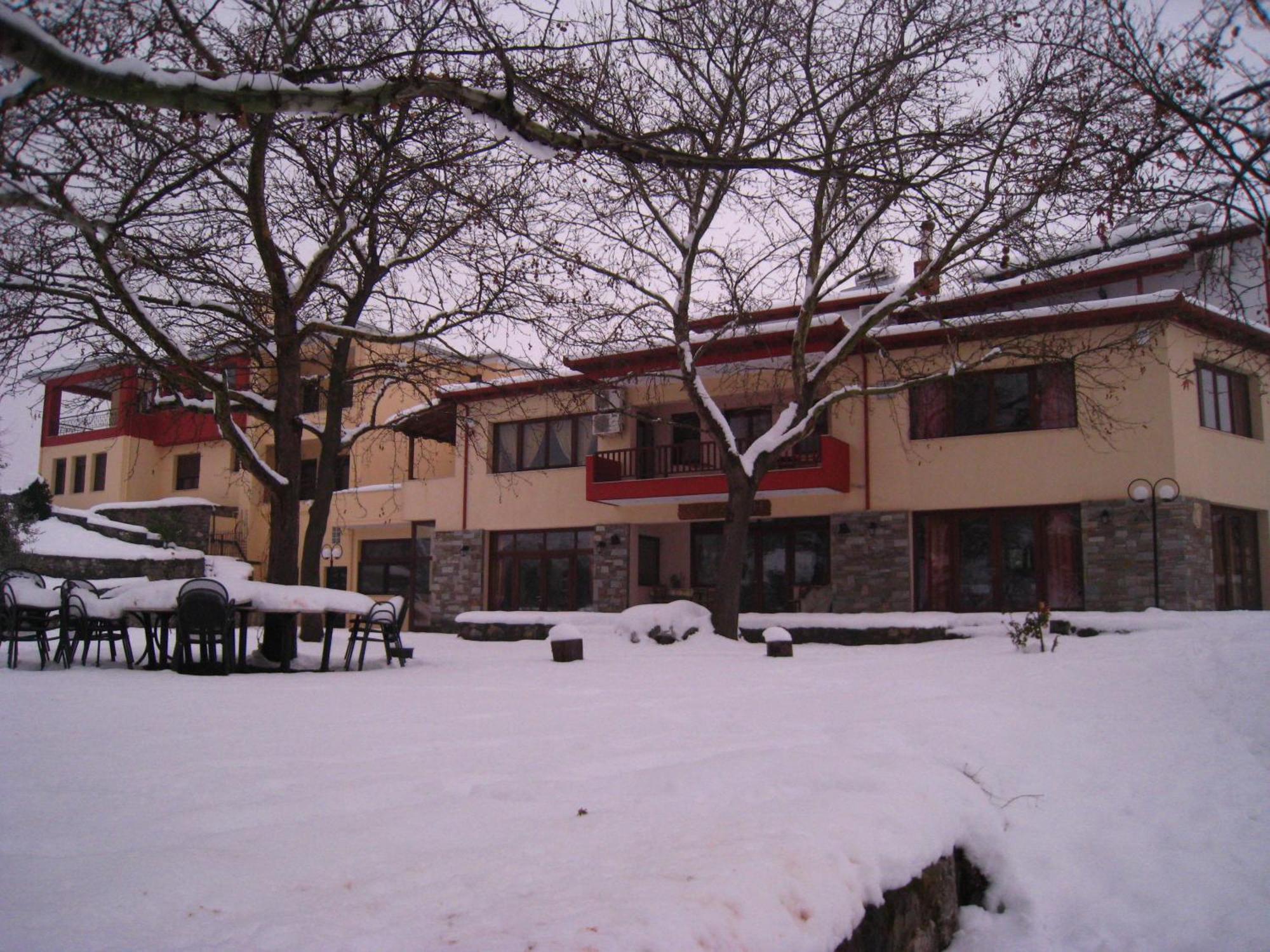 Evridiki Hotel Vergina Exterior photo